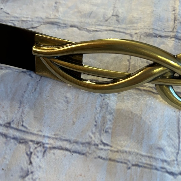 CHICO’S BACK GENUINE LEATHER CHOCOLATE BROWN BELT WITH BRASS TONE BUCKLE S/M - Picture 13 of 13